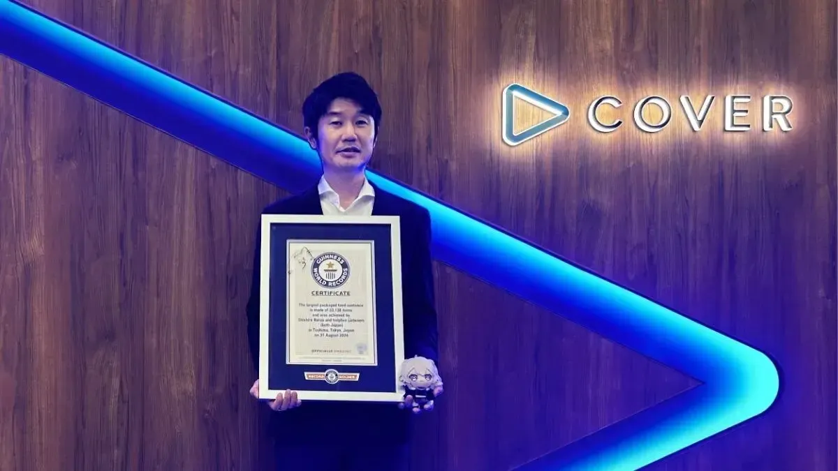 Hololive’s Shishiro Botan receives Guinness World Record certificate